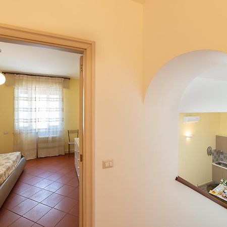 Villa Domus Salento Suites & Rooms Con Parcheggio Privato In Loco Lecce Exterior foto